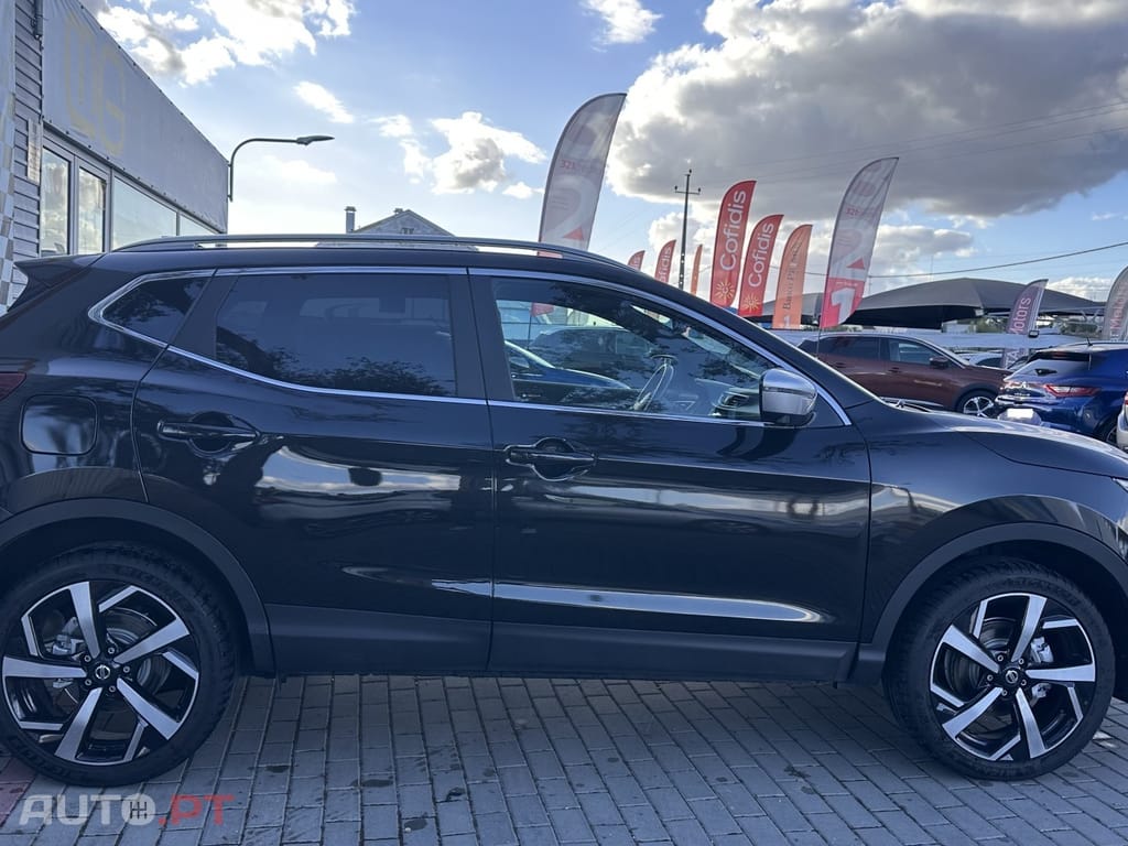 Nissan Qashqai 1.2 DIG-T Tekna Premium Bose