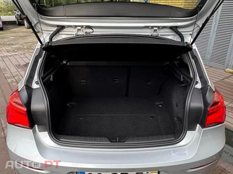BMW 116 d EfficientDynamics — fotografia 6