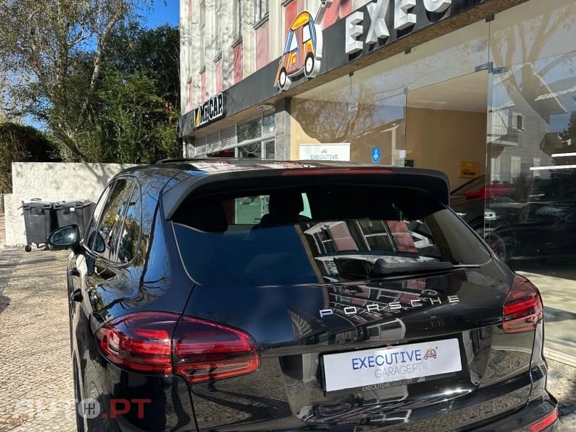 Porsche Cayenne Platinum Edition