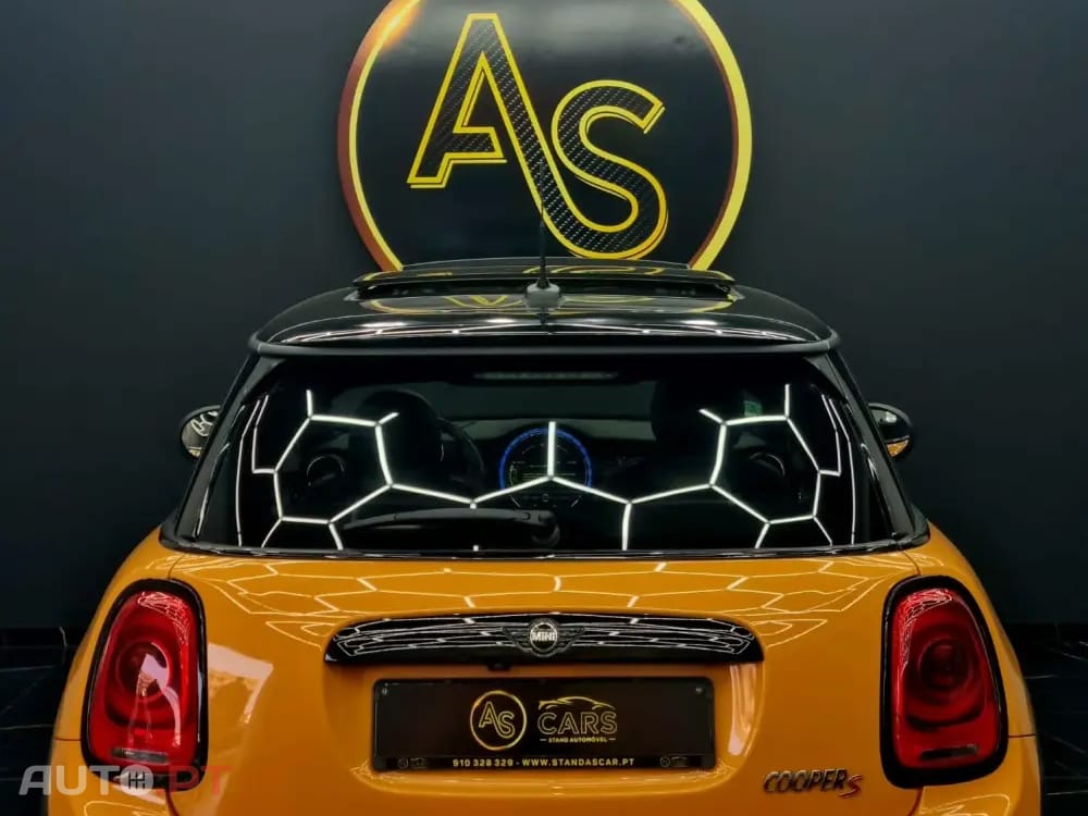 MINI Cooper Cooper S Auto Desportiva