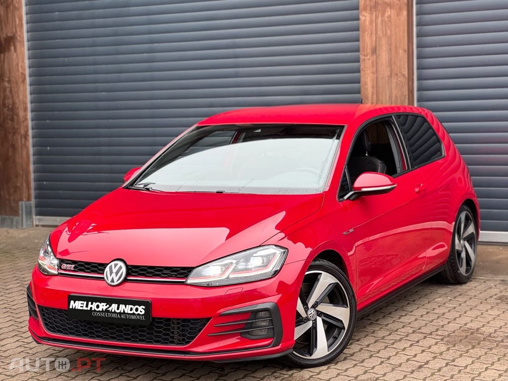 Volkswagen Golf 2.0 TSI GTI DSG Performance