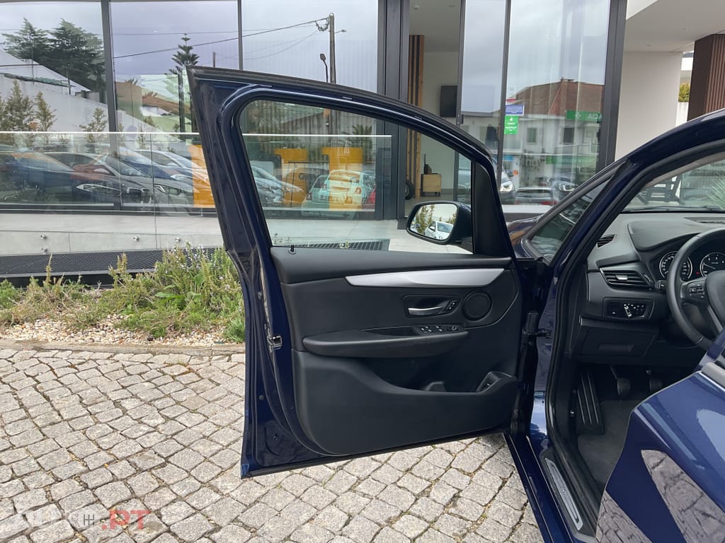 BMW 216 d Advantage