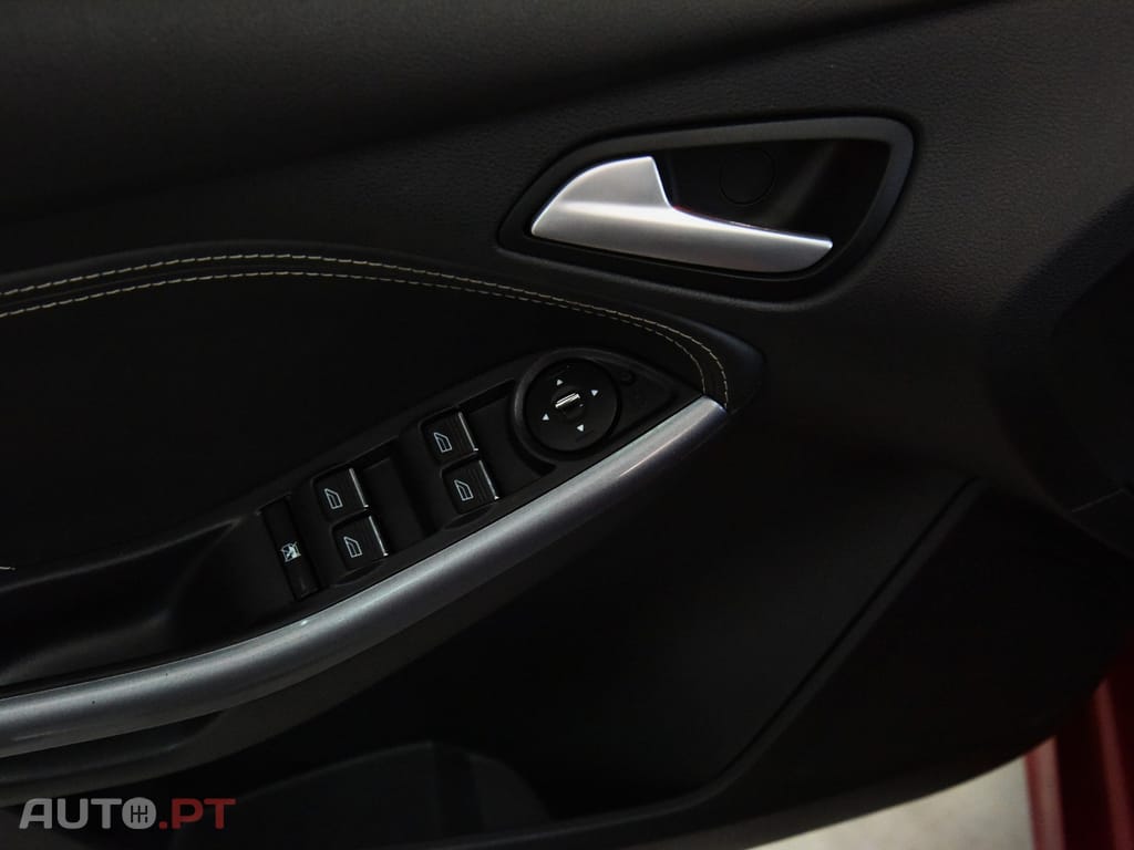 Ford Focus SW 1.6 TDCi ST-LINE