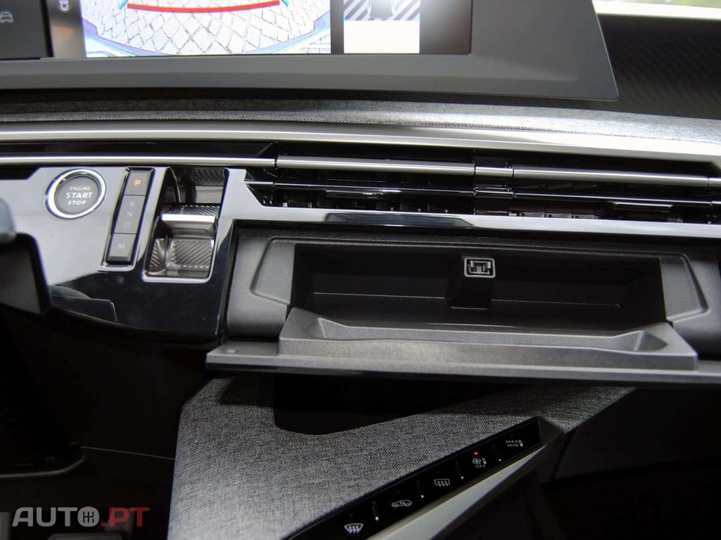Peugeot 5008 1.2 Hybrid Allure e-DCS6