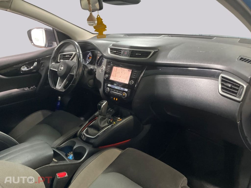 Nissan Qashqai 1.3 DIG-T N-Connecta