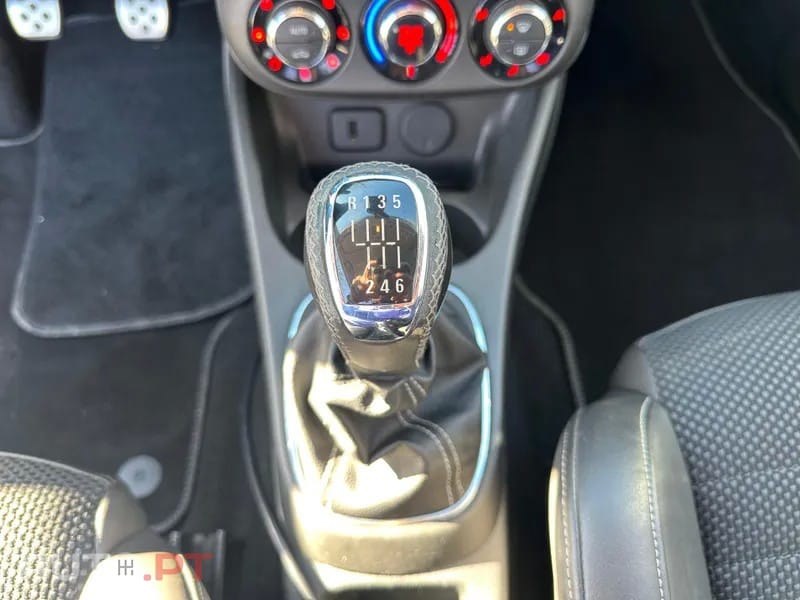 Opel Corsa 1.4 T GSi J18