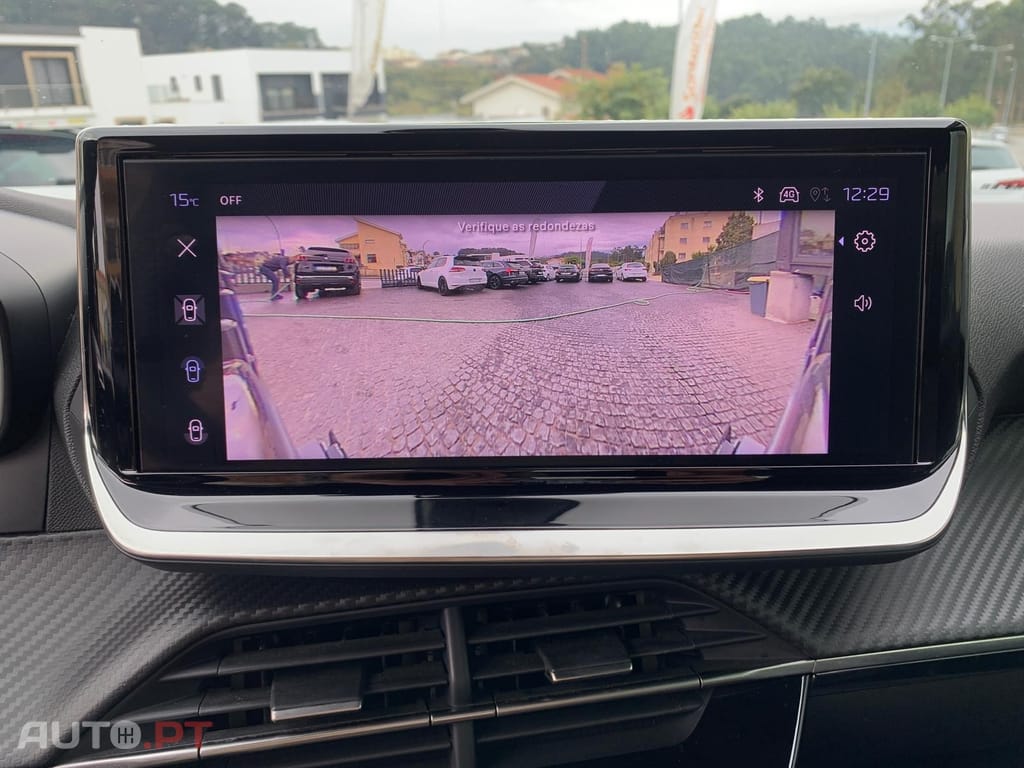 Peugeot 2008 1.5 BlueHDi Allure EAT8