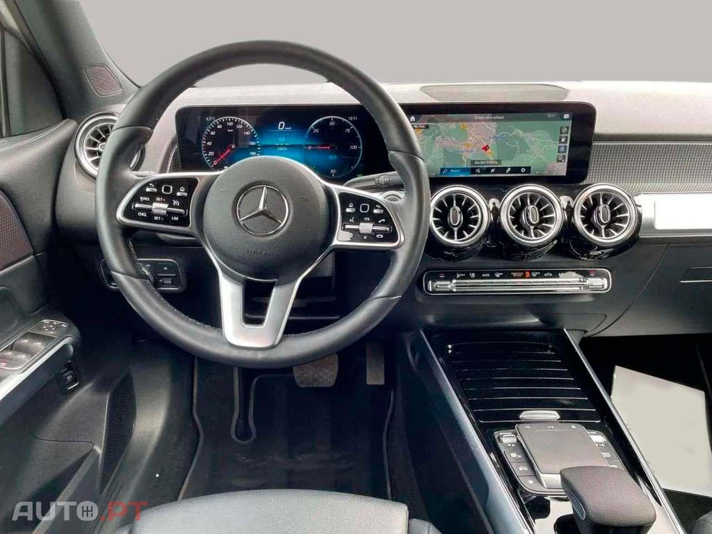 Mercedes-Benz EQB 300 4MATIC PROGRESSIVE