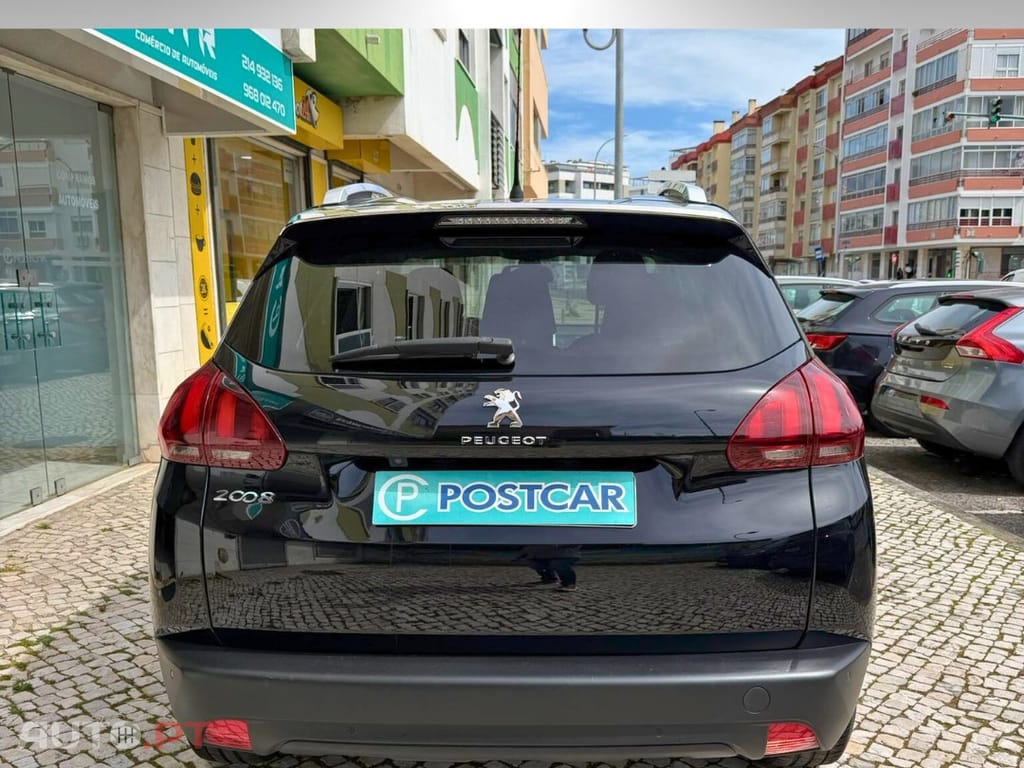 Peugeot 2008 1.2 PureTech Style