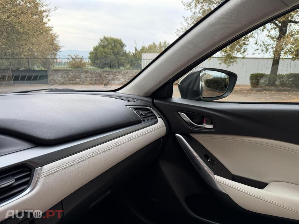 Mazda 6 M6 SW 2.2 SKY-D Excellence AT Navi