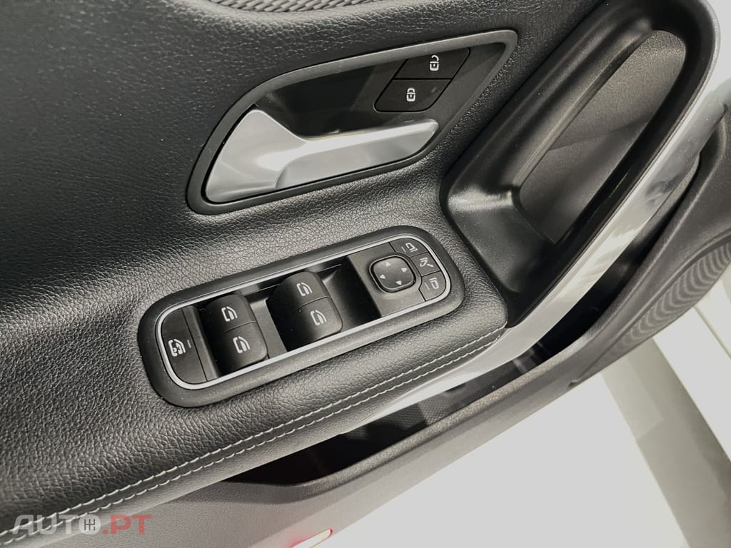 Mercedes-Benz CLA 200 d Shooting Brake 8G-DCT Special Edition