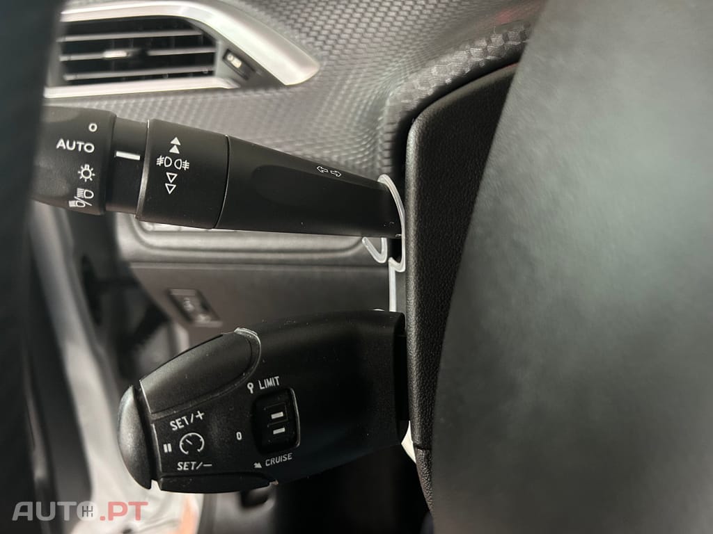 Peugeot 208 1.2 PureTech Style