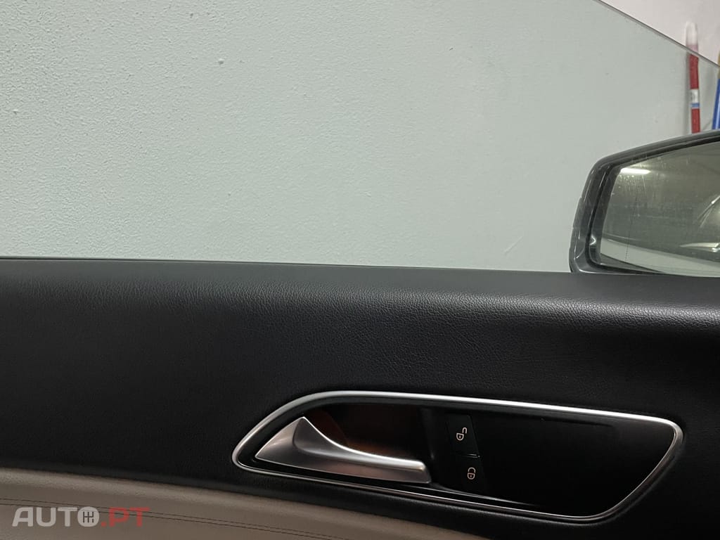 Mercedes-Benz CLA 220 Shooting Brake