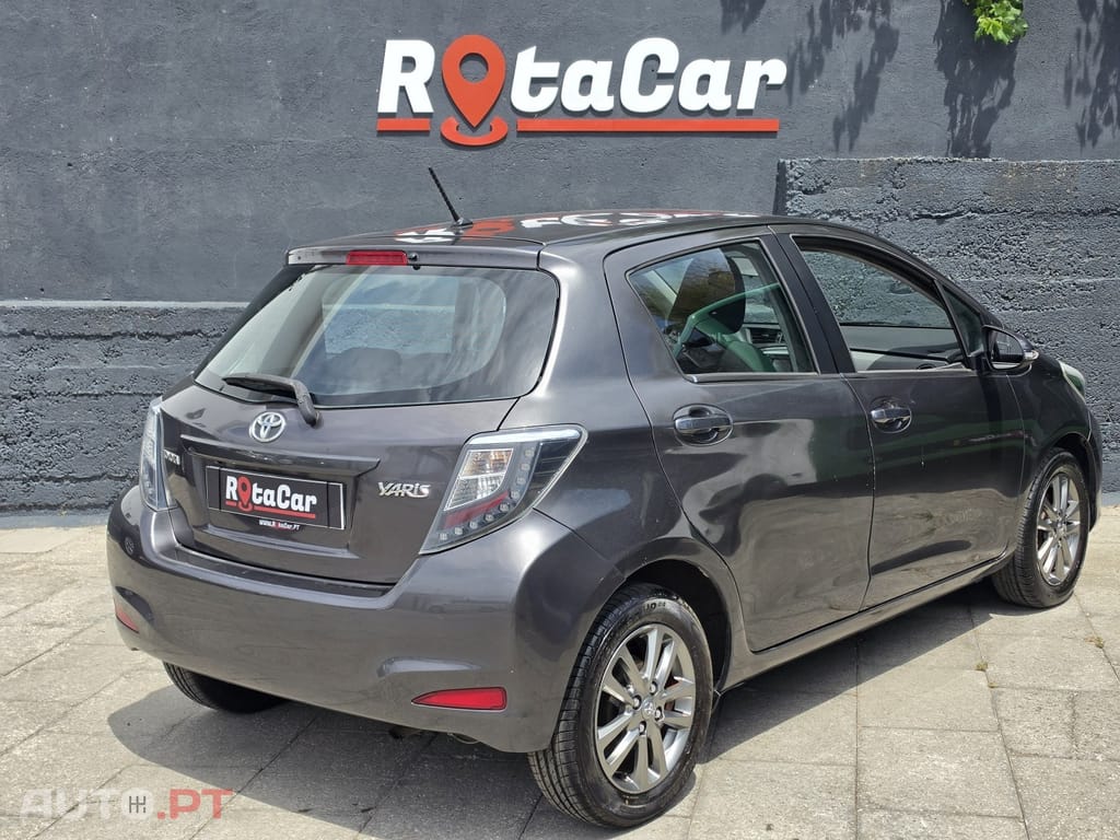 Toyota Yaris 1.0 VVT-i Comfort+Navi