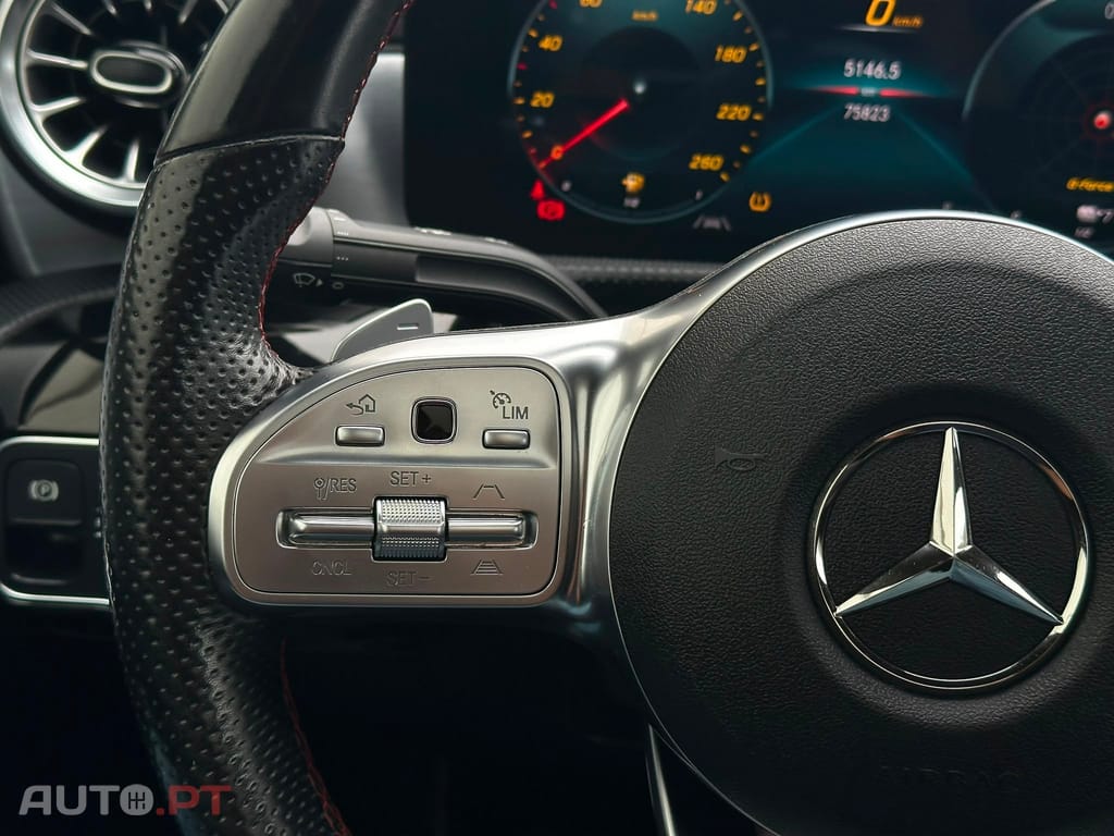 Mercedes-Benz A 250 e AMG Line