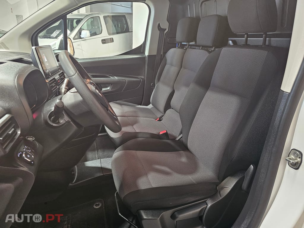 Opel Combo E