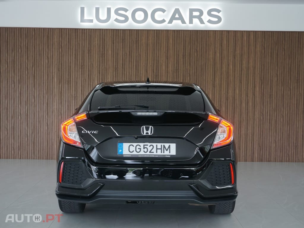 Honda Civic 1.0 i-VTEC Elegance