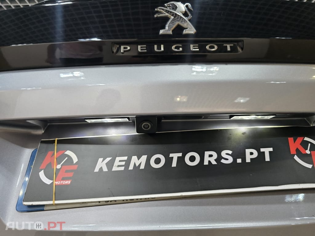 Peugeot 3008 1.5 BlueHDi Allure EAT8