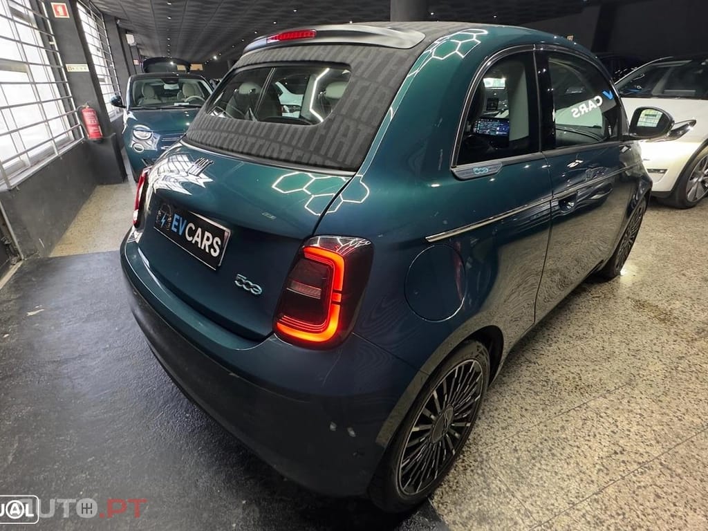 Fiat 500e La Prima