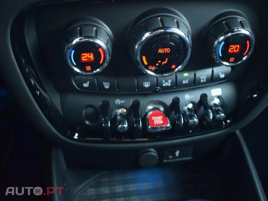 MINI Clubman Cooper D Premium Final Edition Auto