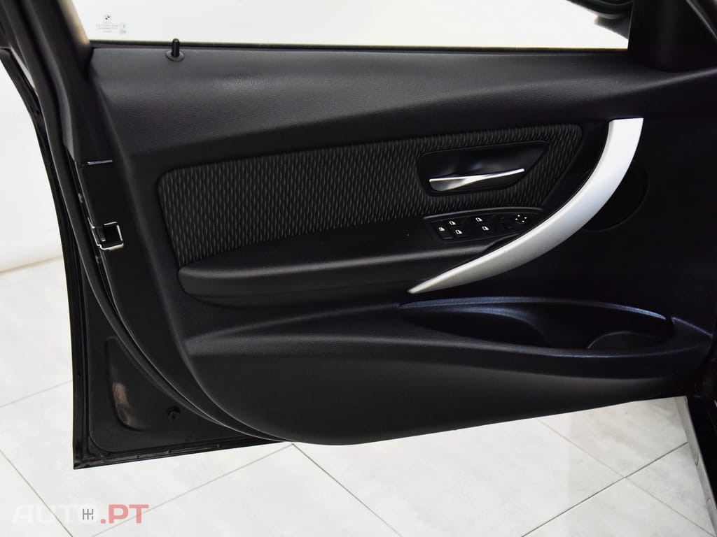 BMW 320 d Touring EfficientDynamics Line Modern