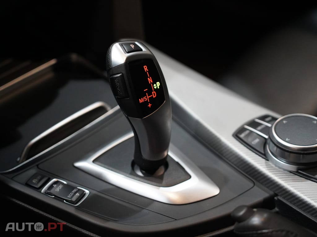 BMW 318 i Touring Pack M Auto