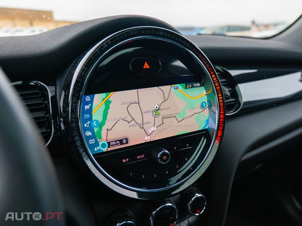 MINI Cooper Cooper SE Yours