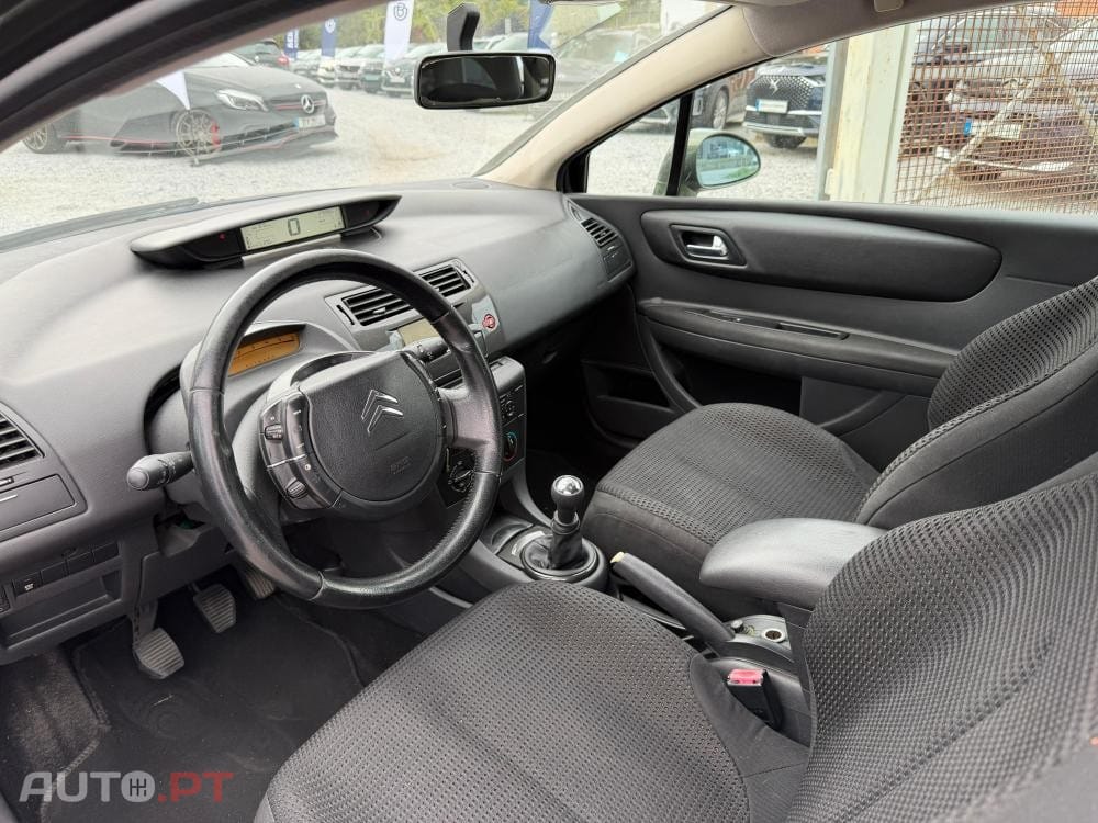 Citroen C4 1.6 HDi 110 VTR Pack
