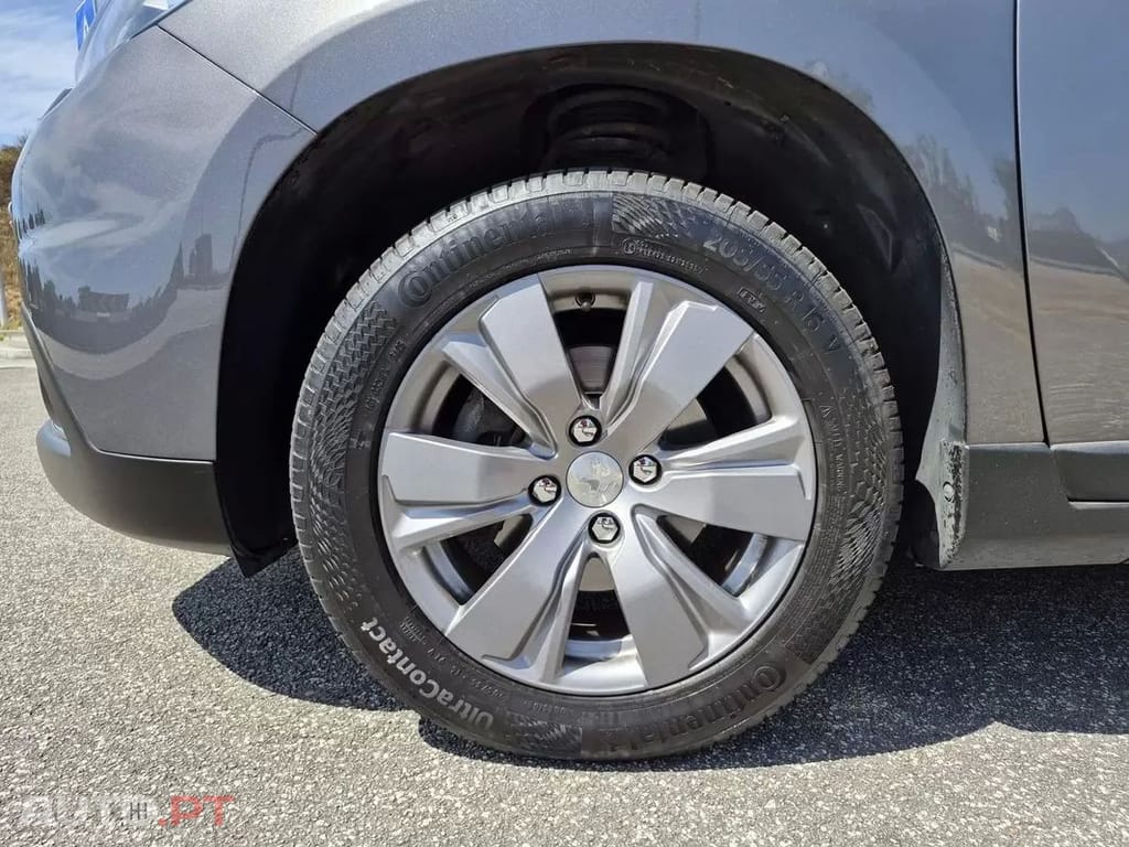 Peugeot 2008 1.2 PureTech Style