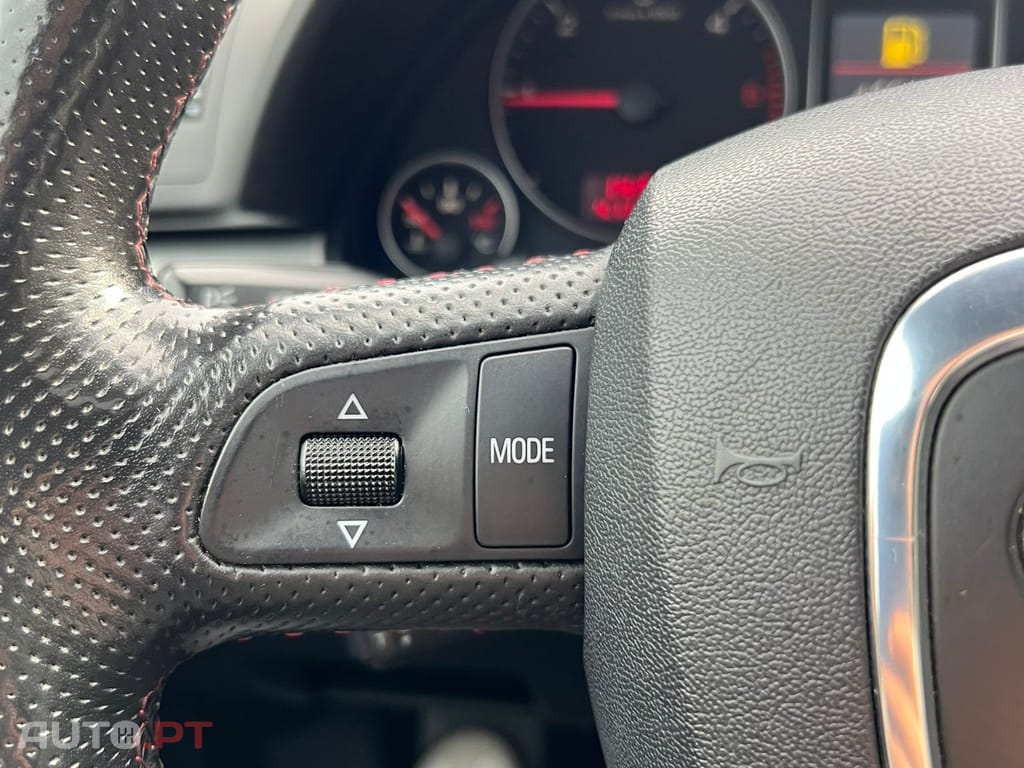 Audi A4 Avant 2.0 TDi S-line Multitronic