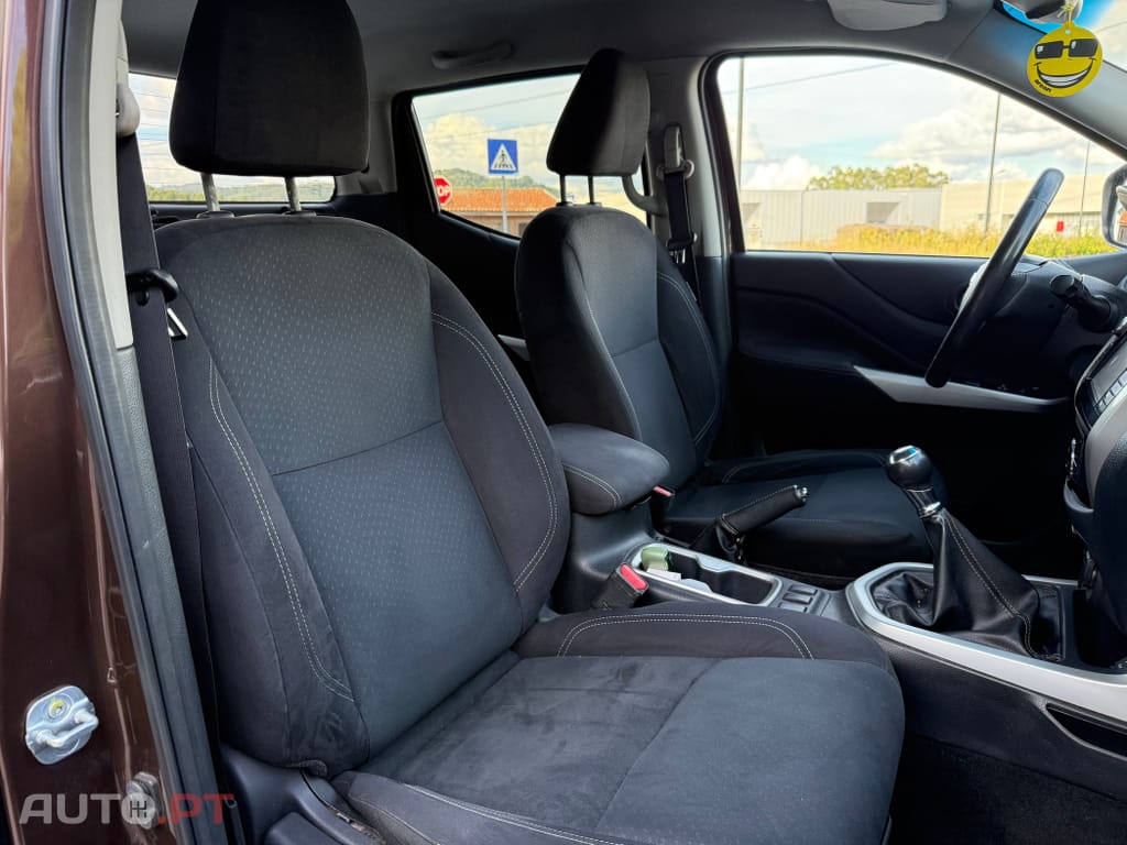 Nissan Navara 2.3 dCi CD 4WD N-Connecta Nav+Barras