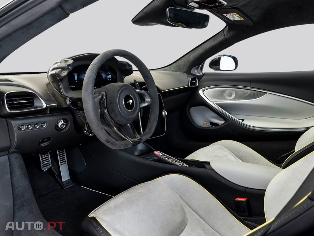 McLaren Artura I.V.A DEDUTIVEL Coupe