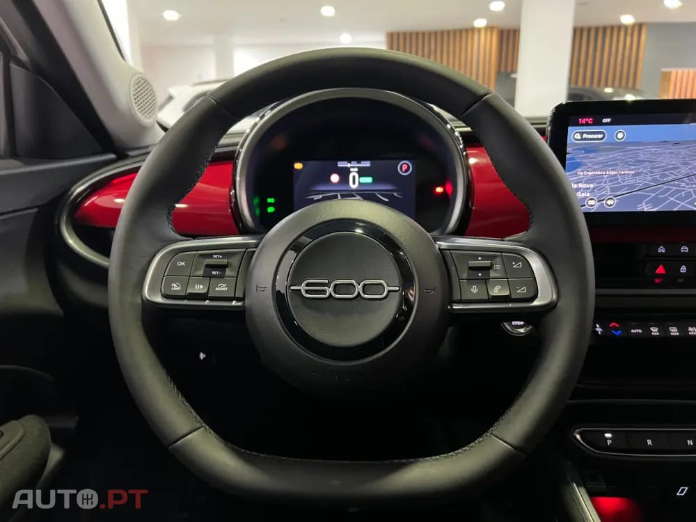 Fiat 600e 54 kWh (RED)