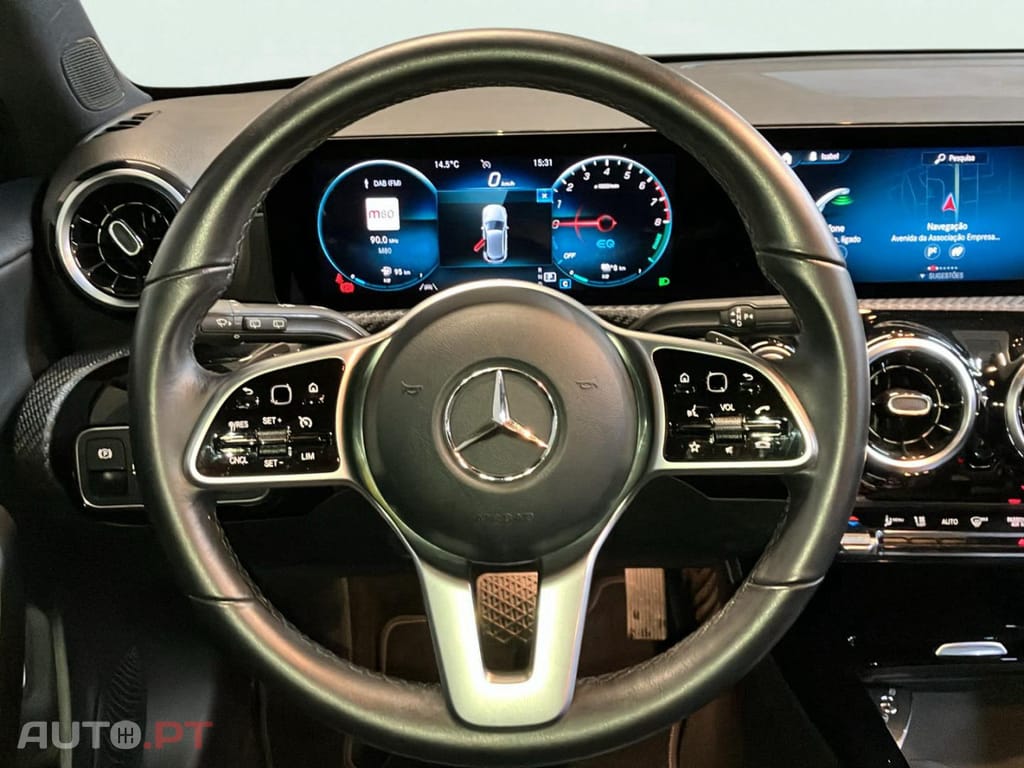 Mercedes-Benz A 250 e STYLE PLUS