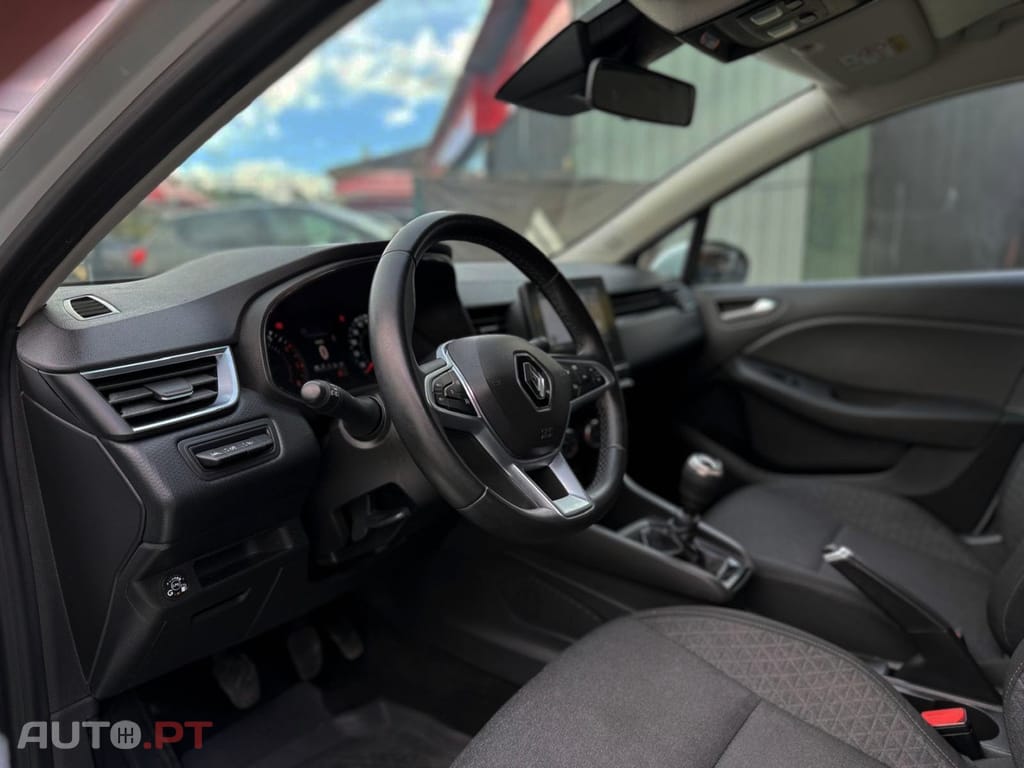 Renault Clio TCe 100 BUSINESS EDITION