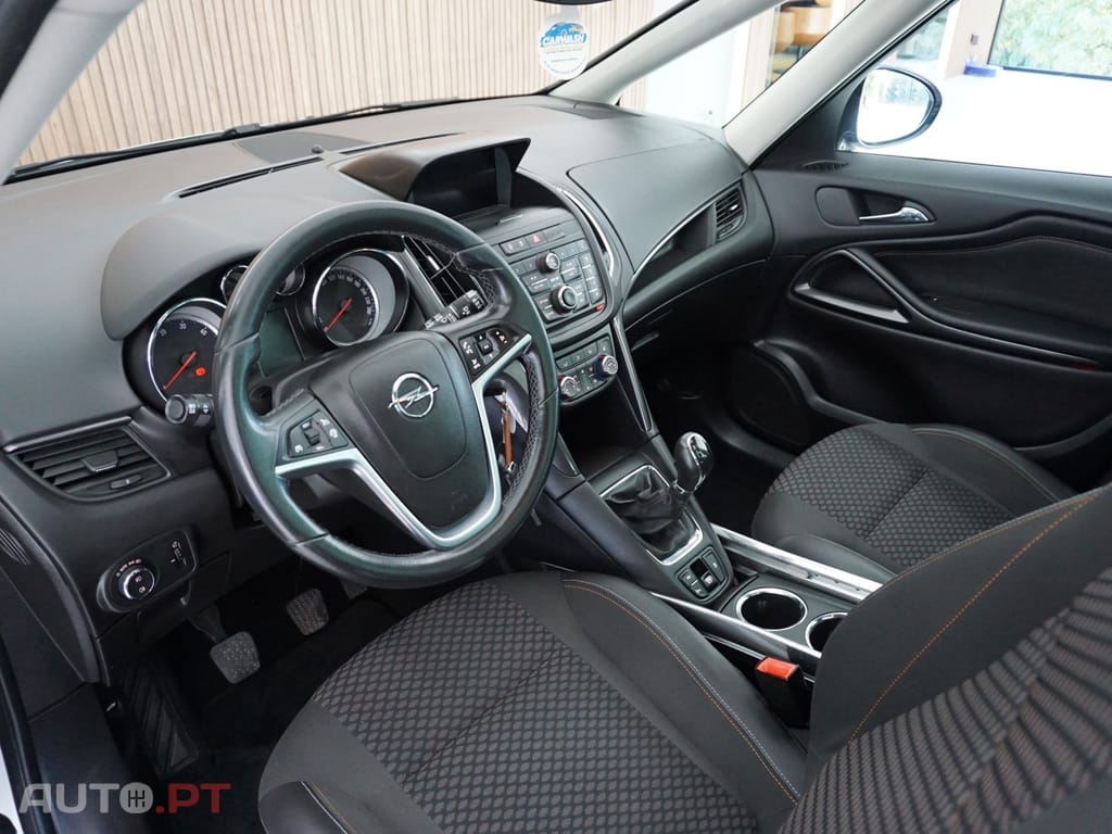 Opel Zafira 1.6 CDTi Executive