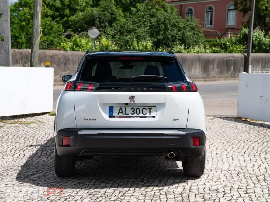 Peugeot 2008 1.5 BlueHDi GT EAT8