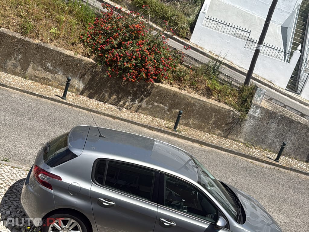 Peugeot 308 1.2