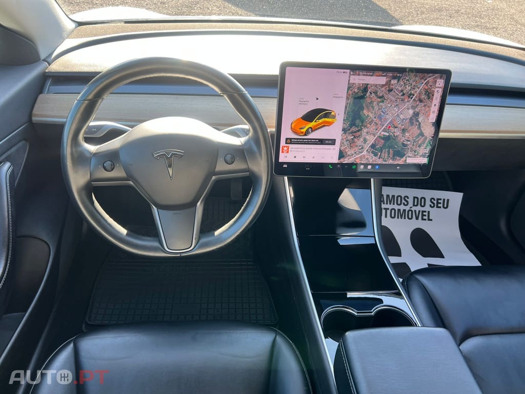 Tesla Model 3 Tração Traseira