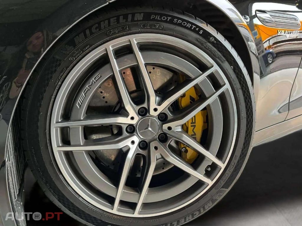 Mercedes-Benz SL 63 AMG 4MATIC+