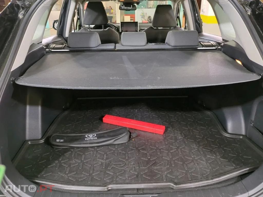 Toyota RAV4 2.5 HDF Comfort
