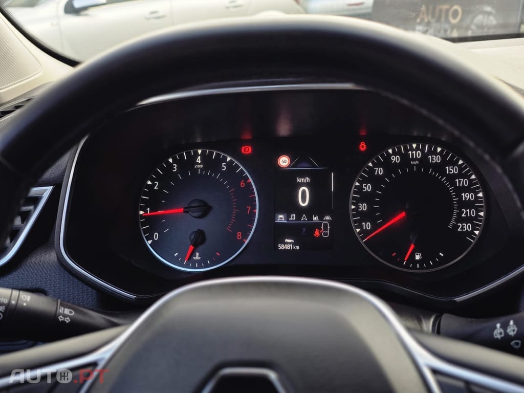 Renault Clio 1.0 TCe Intens Bi-Fuel