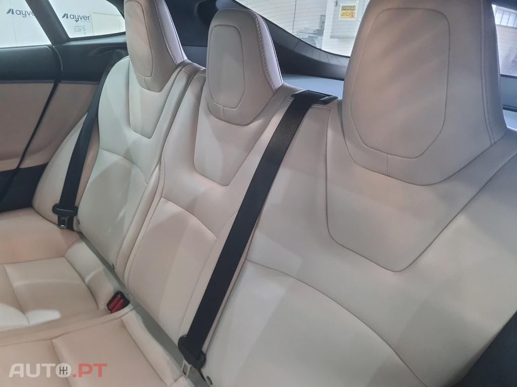 Tesla Model S 100 kWh Long Range AWD