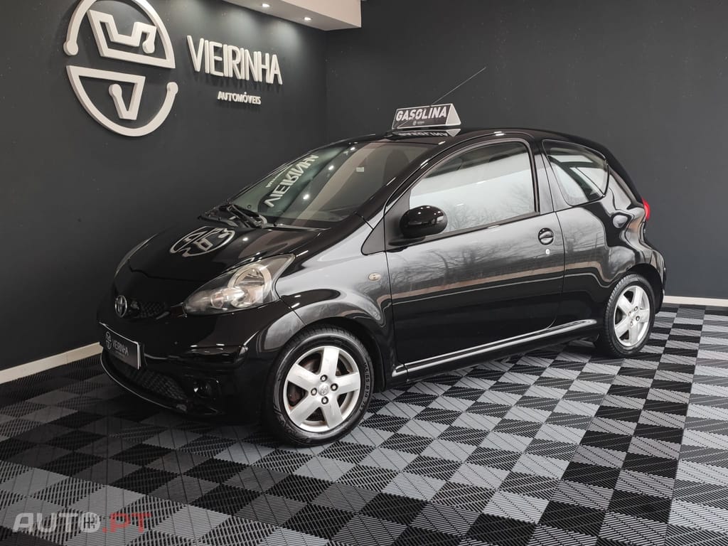 Toyota Aygo 1.0 AC (nacional)