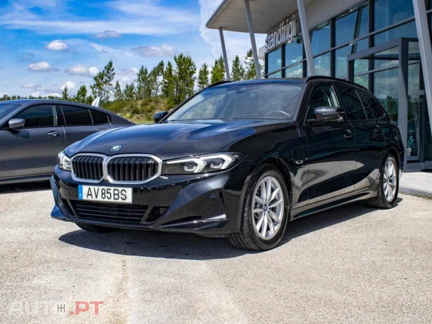 BMW 320 e Touring Auto
