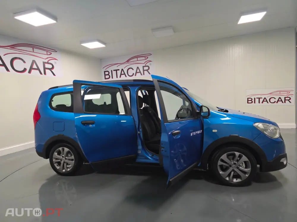 Dacia Lodgy 1.5 dCi Stepway 7L