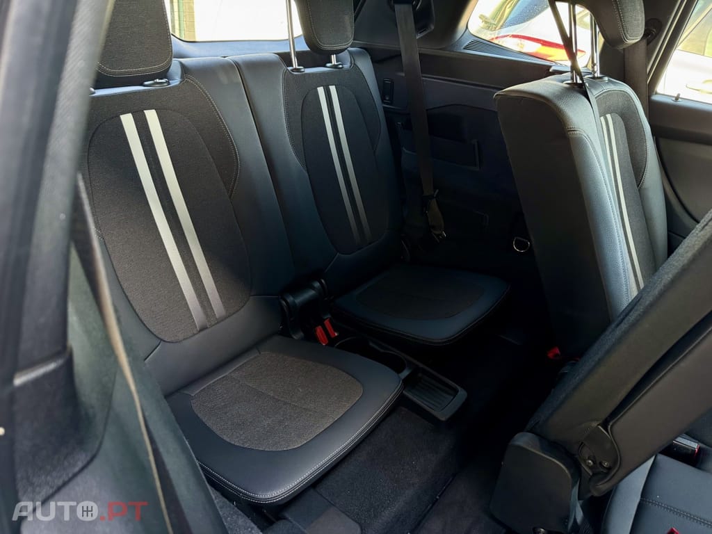 BMW 216 d 7L Line Sport