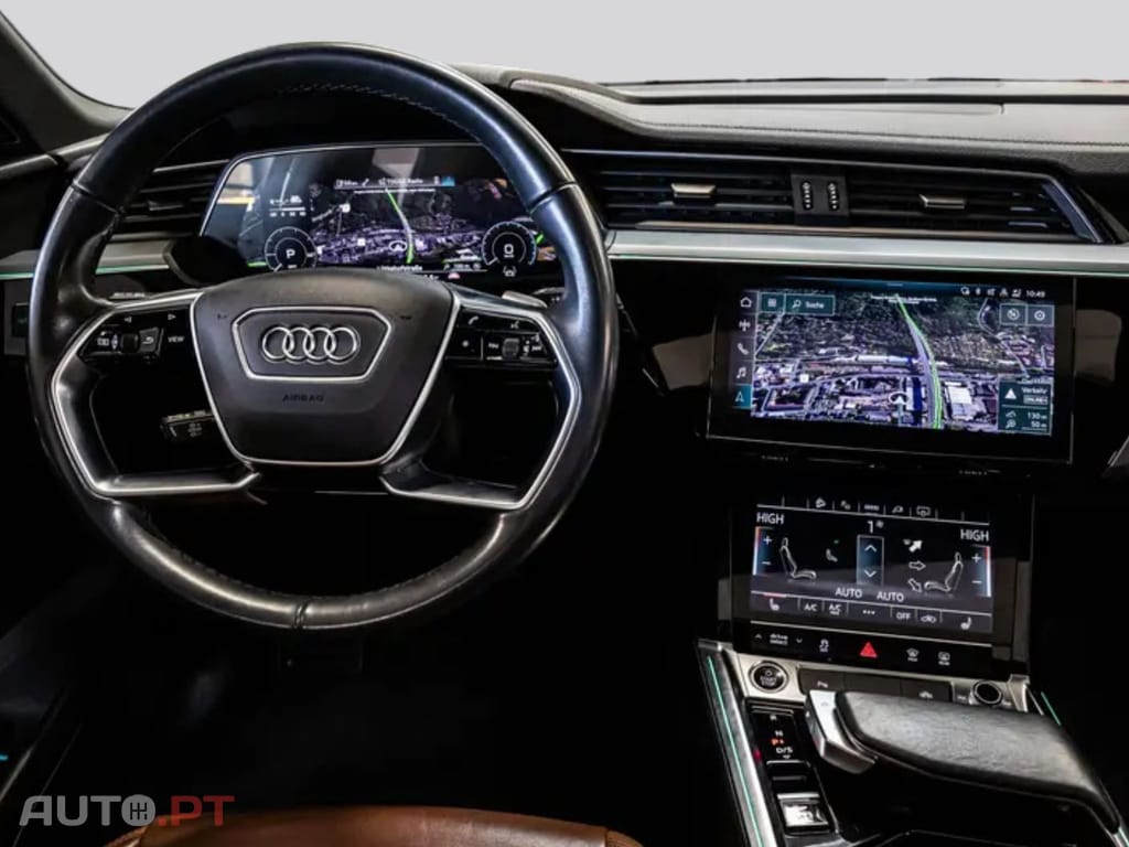 Audi E-Tron I.V.A DEDUTIVEL 55 S LINE 
