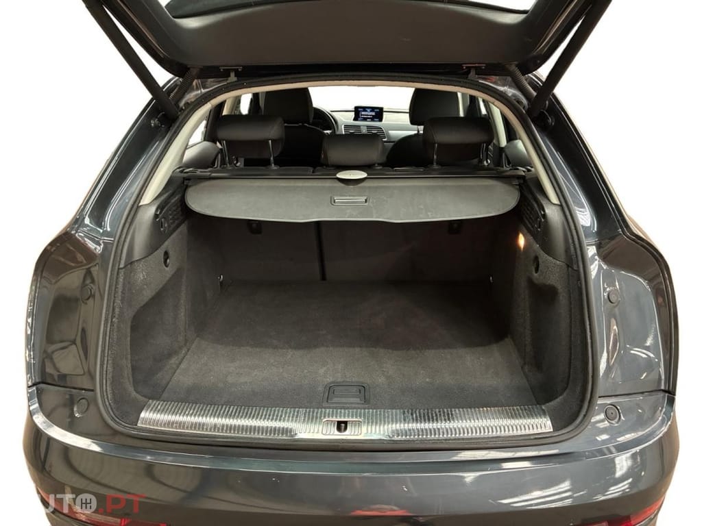 Audi Q3 2.0 TDI Business Line