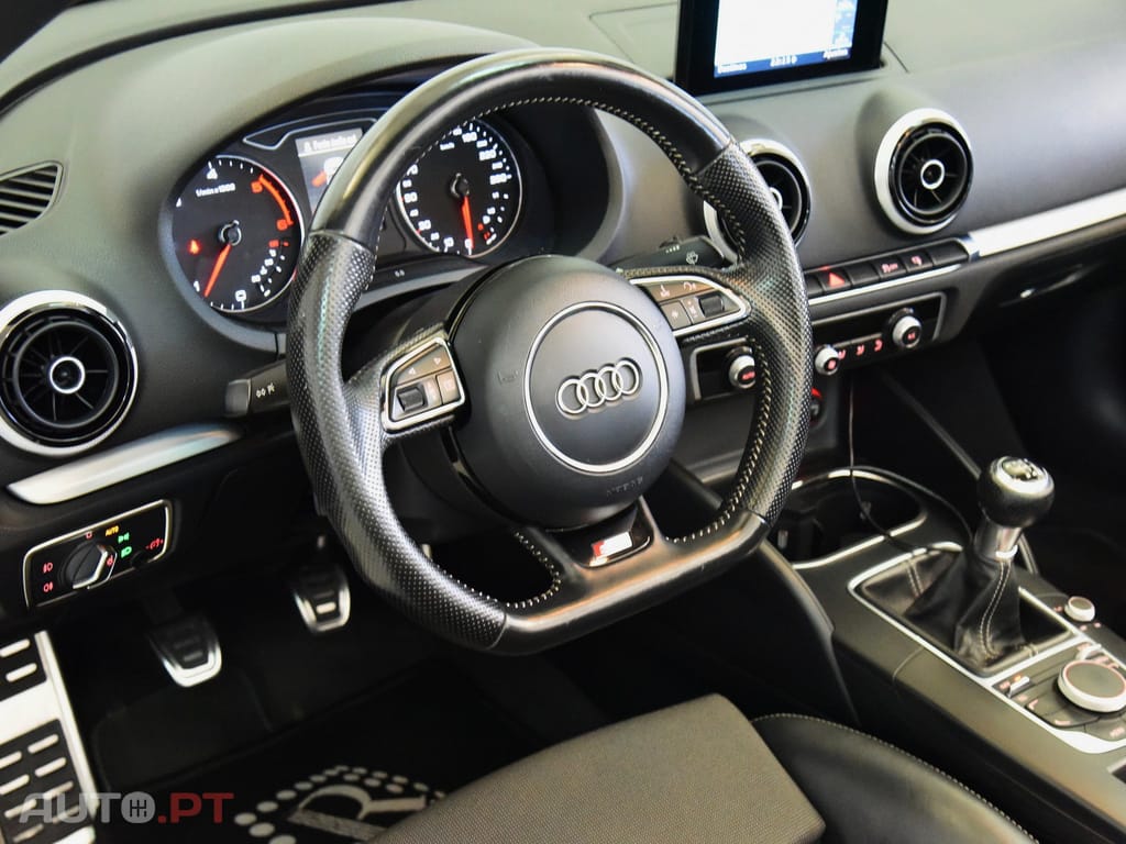 Audi A3 Cabrio 1.6 TDi S-line